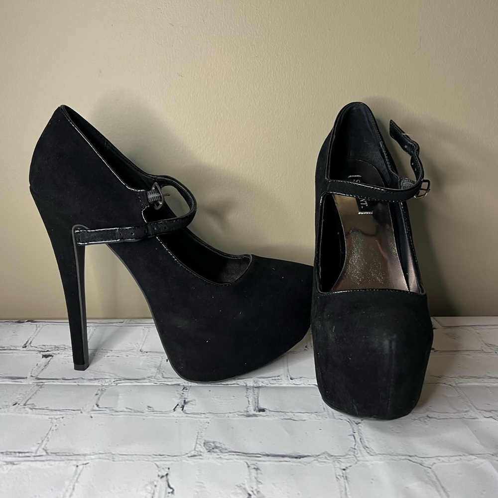 Shoe Mint Black Suede Mary Jane Stilettos - Brand New